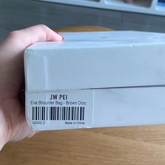 JW PEI brown croc shoulder bag - Picture 2 of 5